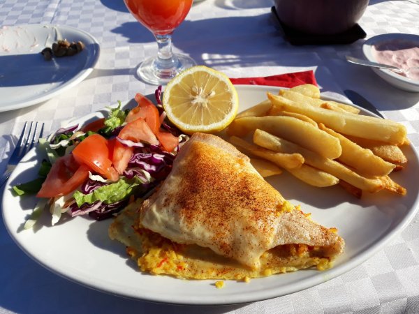 Faros Bar And Restaurant