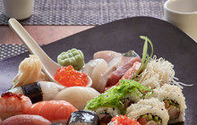 UMI Japanese & Sushi Bar Restaurant餐厅图片