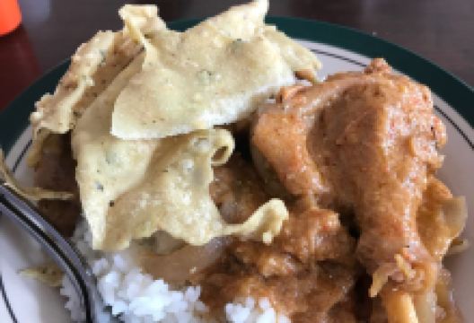 Gudeg & Pecel Lumintu美食图片