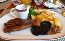Adam's Brasserie餐厅图片