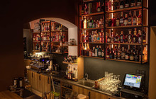Black Wall Caffe & Cocktail Bar餐厅图片