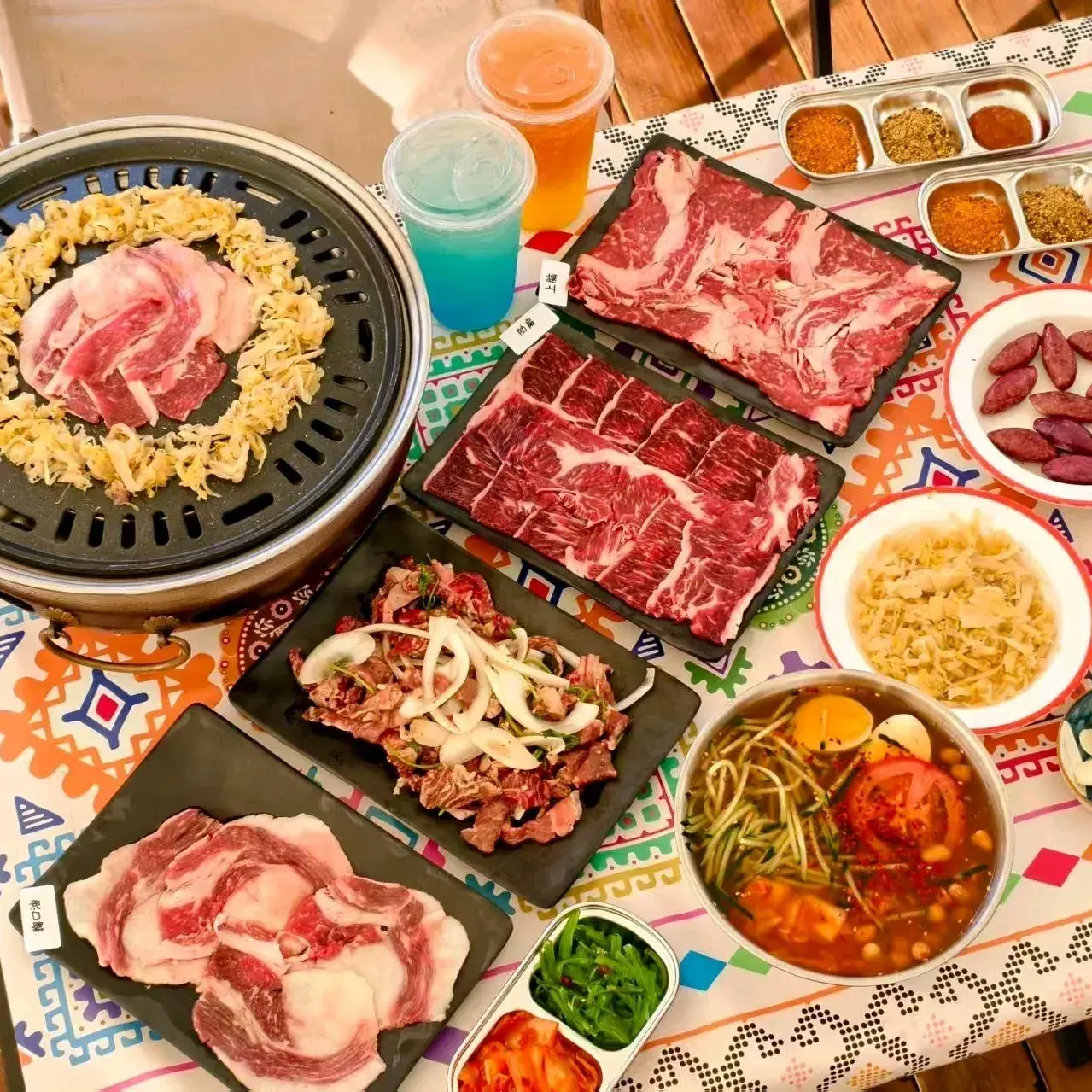 叁两烤肉·天台露营