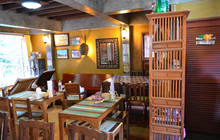 Lung Pud Pa Peng Coffee House餐厅图片