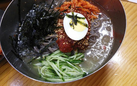 Log Village Buckwheat Noodles