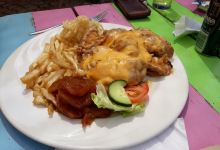 Flames Grill & Pub美食图片