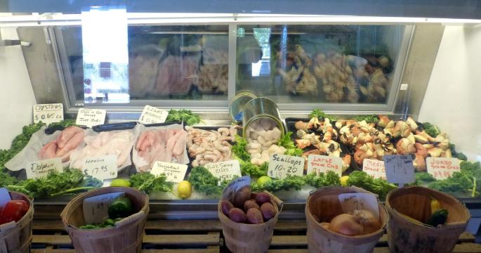 Half Shell Raw Bar