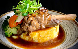 Fouzi's Cafe Bar Pizzeria