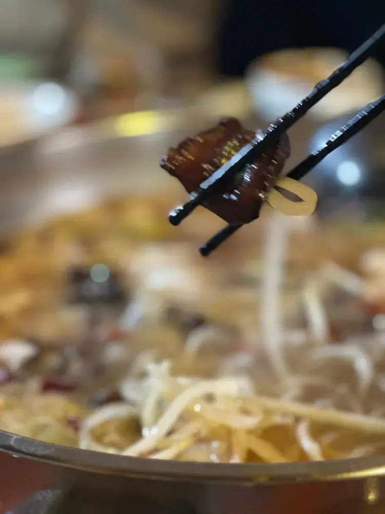 正宗富源酸菜猪脚火锅(北门街店)