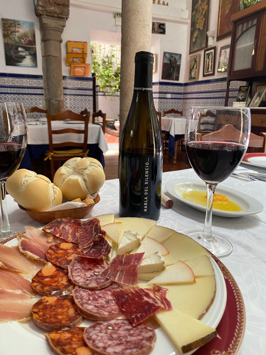Tabula Calda - Casa de Comidas