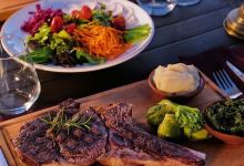 Tree of Idleness Restaurant & Bar美食图片