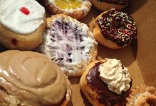 Donut Shop and Bakery on the Lake美食图片