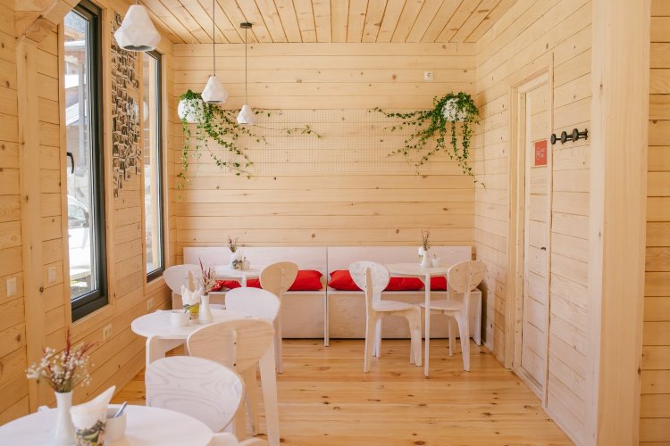 ERTI KAVA Coffee Room