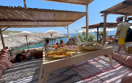 Fondo Beach Bar