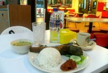 Ayam Penyet Express美食图片