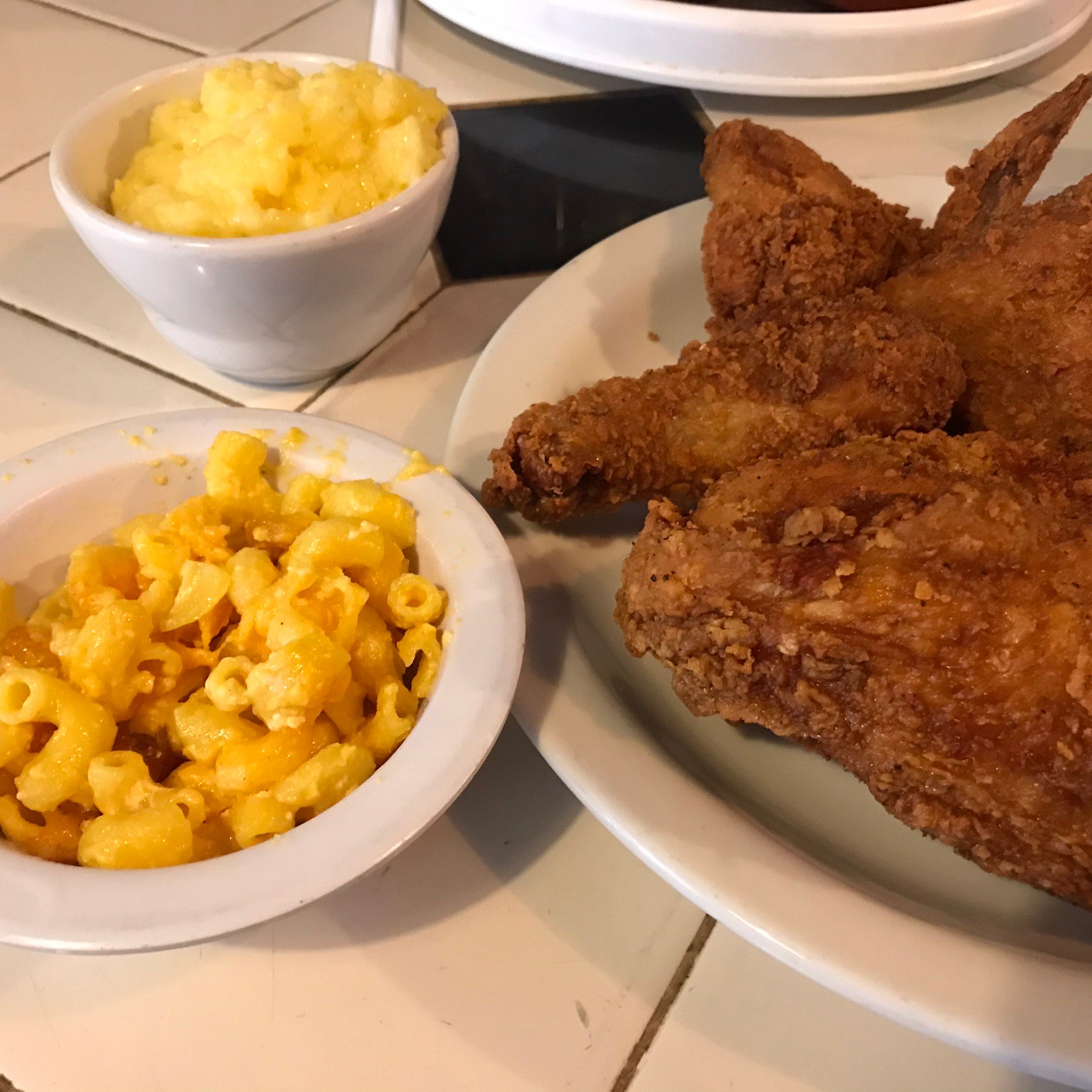 Chef Paul's Cafe
