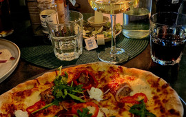 Vi Fire Cafe & Interior