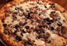 Beau's Pizza and Pasta美食图片