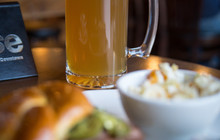 Pourhouse Bar & Grill餐厅图片