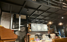 10 Y.o. Cafe