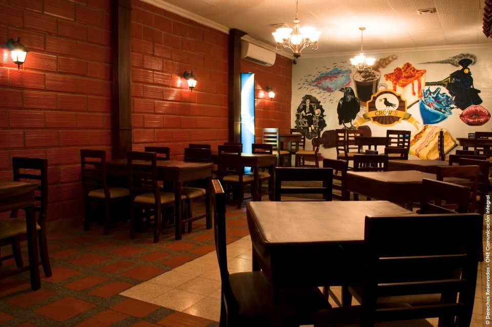 Crow's bar restaurant