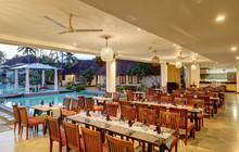 La Breeze Restaurant餐厅图片