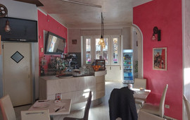 D & D Cafe Cocktail Bar