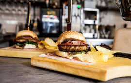 Taberna gastrobar & delicatessen