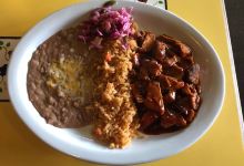 Los Caporales美食图片