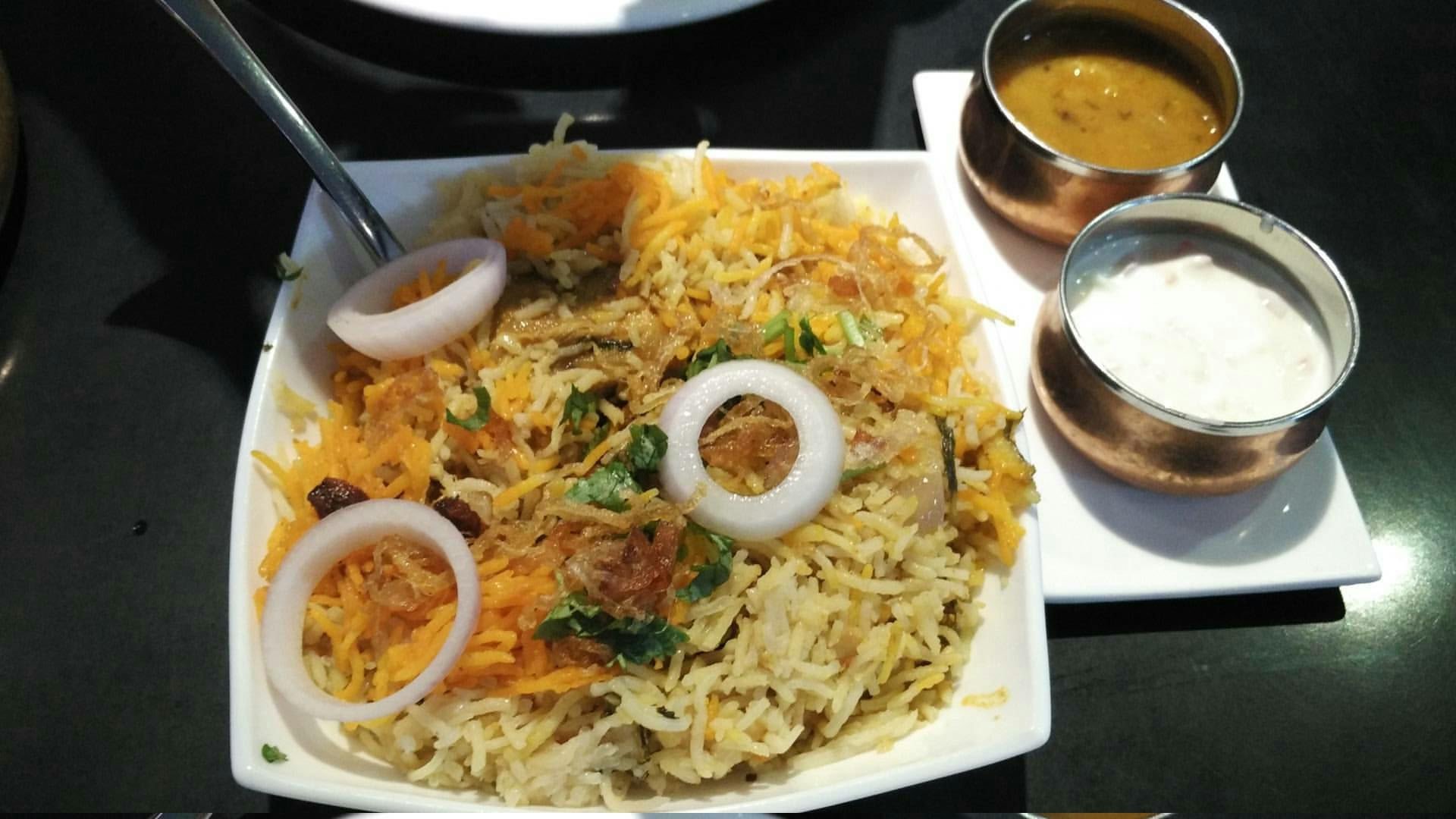 Taj Curry House