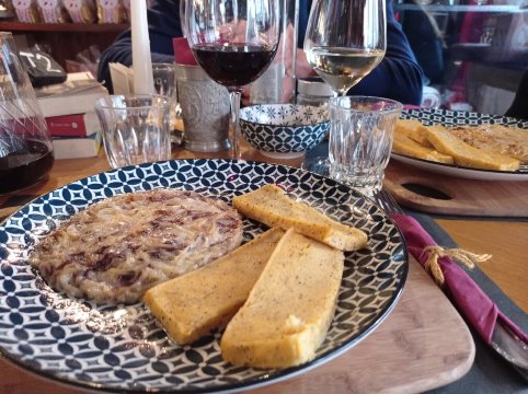 La Taverna - Slow Shop & Bar