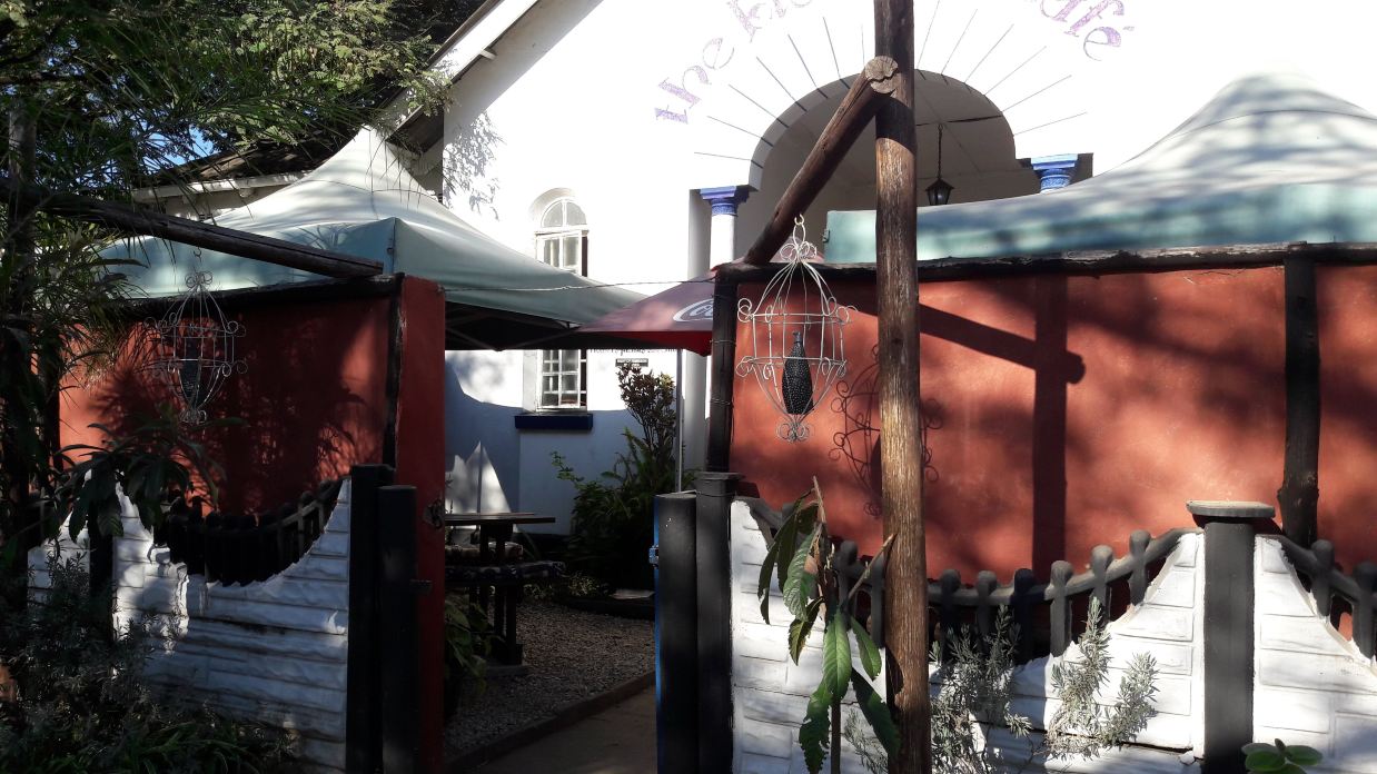 Bluebird Cafe
