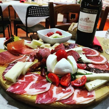 Michele La Cremeria/ Paninoteca