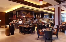 拉萨香格里拉大酒店·云顶咖啡厅自助餐厅餐厅图片