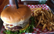 Marco's Burgers&Fries餐厅图片