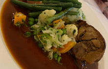 Corinthian Restaurant餐厅图片