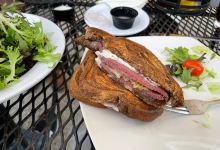America Bowman Keeping Room美食图片