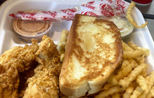 Raising Cane's餐厅图片
