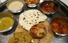 Brahmaniya dining hall餐厅图片