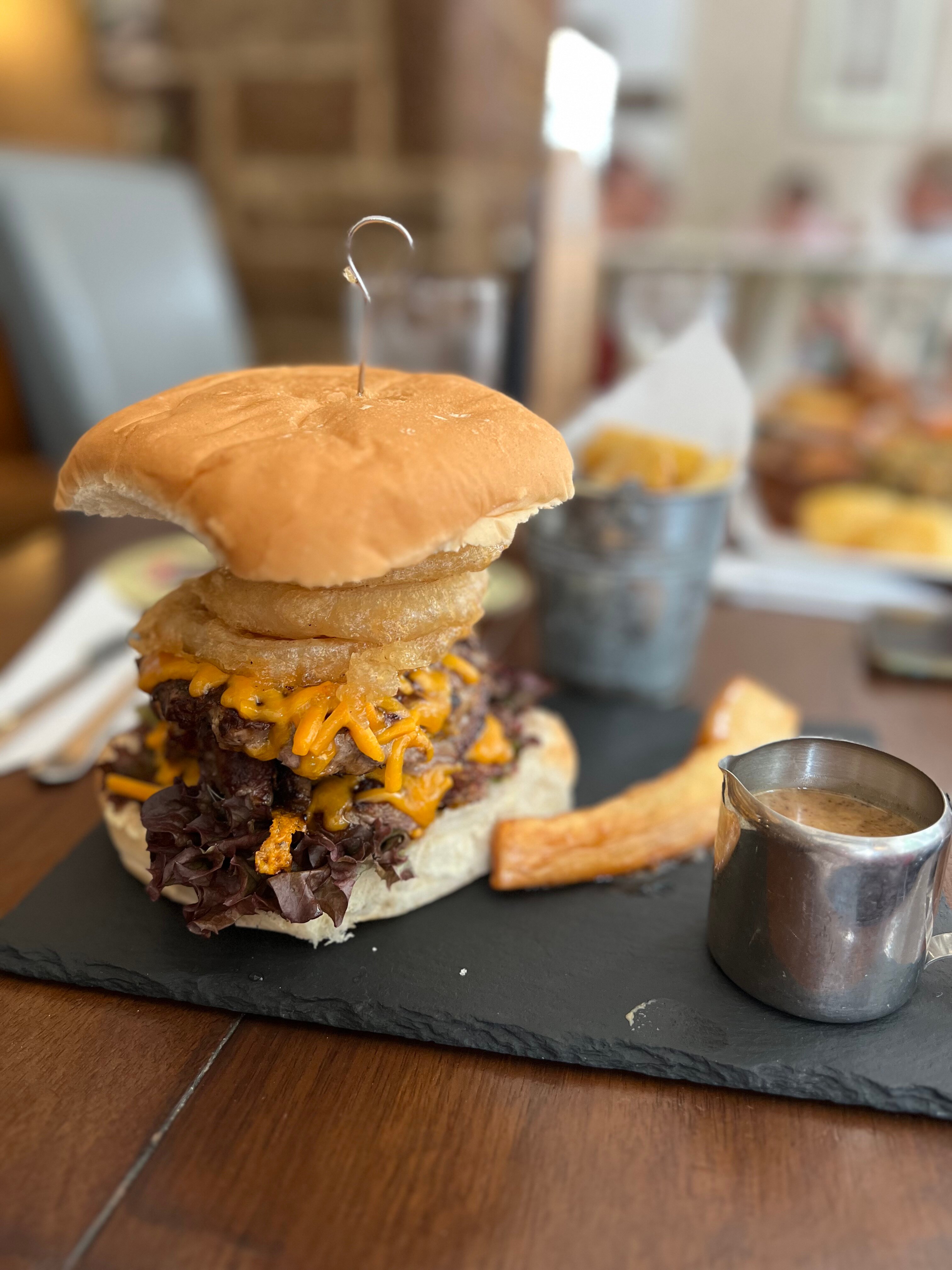 Shears Inn Paris Gates