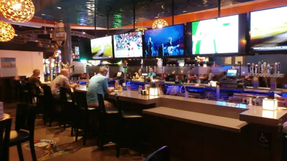 Dave & Buster's
