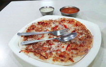 Hotel Navaratna Veg. Restaurant餐厅图片