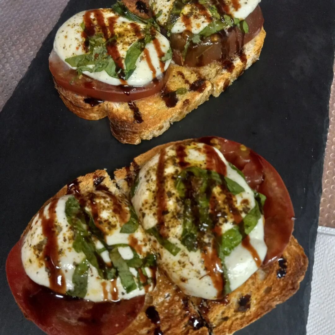 Cooper’s Wine Bar & Shop