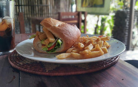 Arne's Cafe