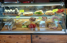 Mr Bike Cafe' Imbarcadero Bar Sulzano餐厅图片