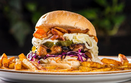 El Pana Sports Bar & Grill
