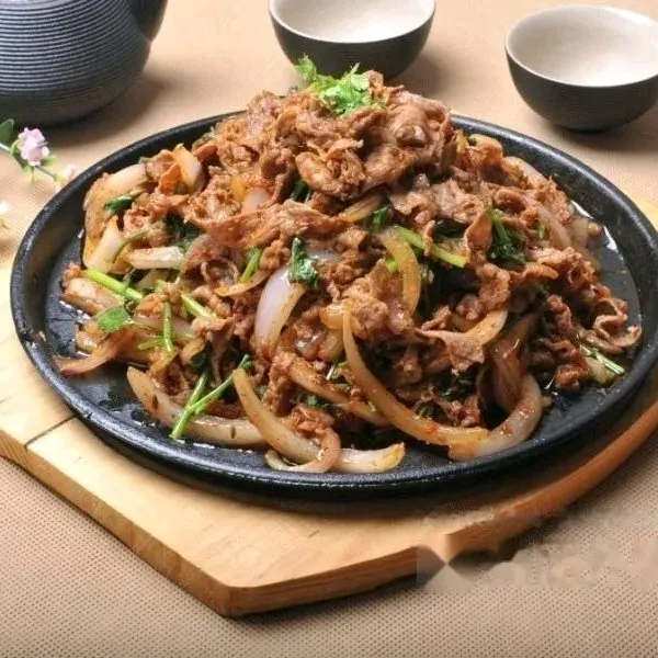 春雨小吃美食图片