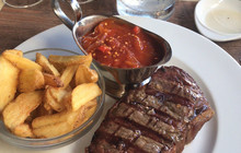 Mama Muu Steakhouse & Tapas餐厅图片