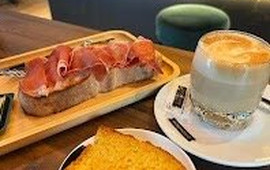 Malavida Coffee Food & Drink