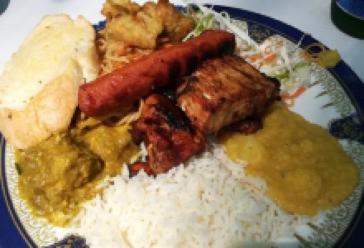 Jolly Roger Bar & Restaurant美食图片