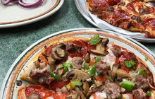Vango's Pizza餐厅图片